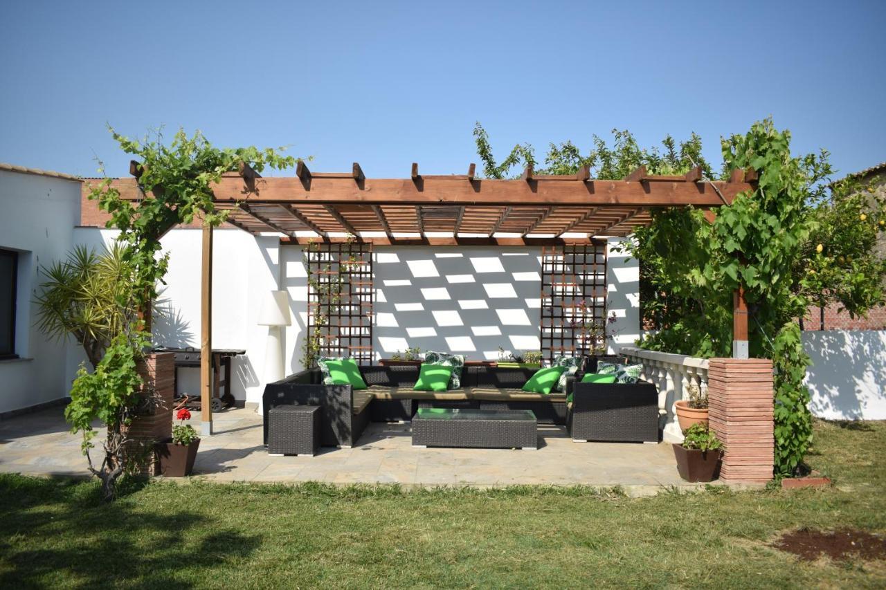 Newly Renovated Large Villa With Garden Castello  D'Empuries Exterior photo