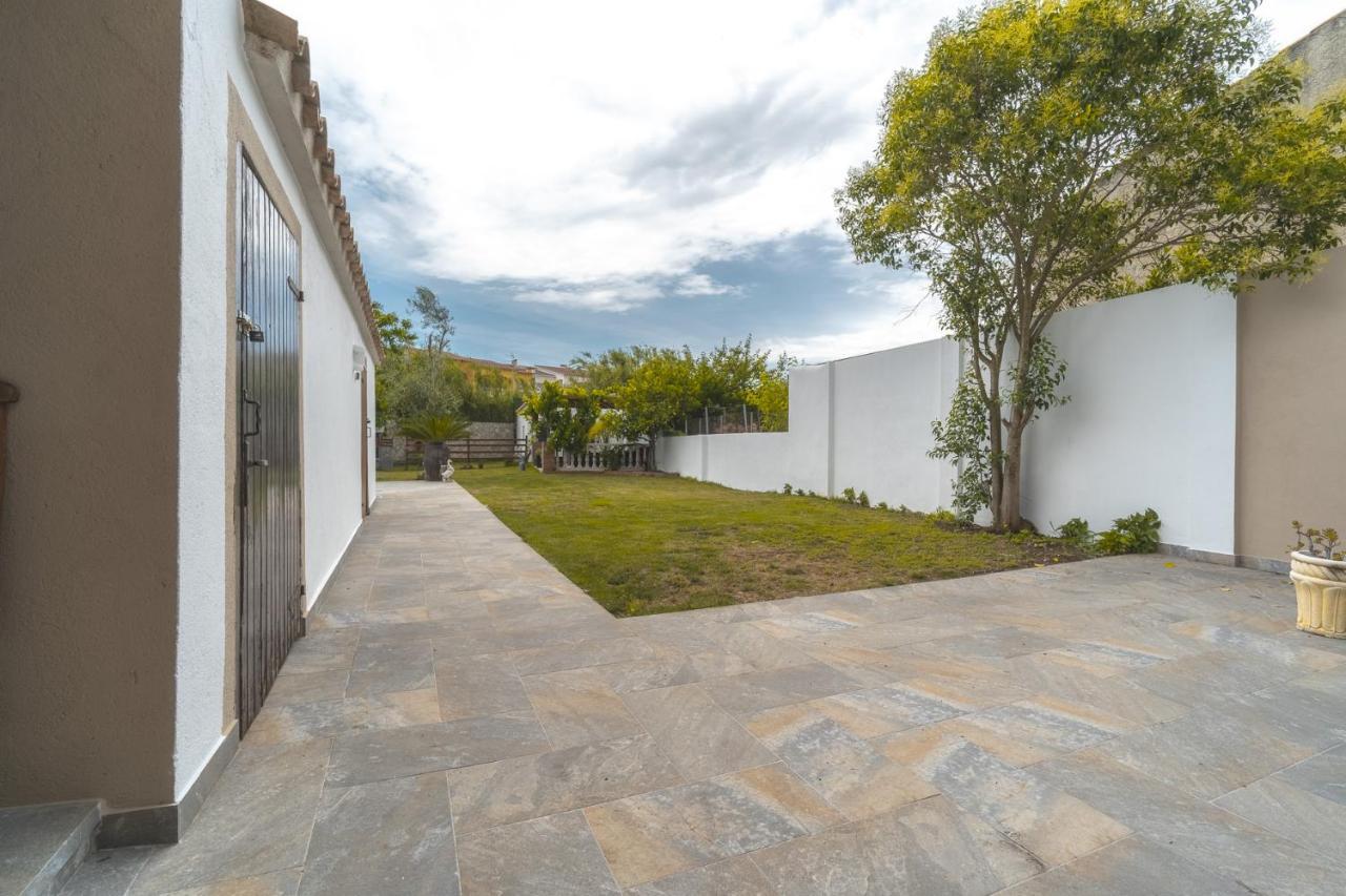 Newly Renovated Large Villa With Garden Castello  D'Empuries Exterior photo